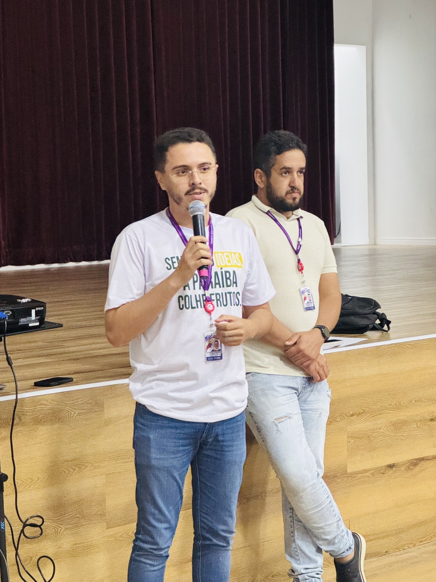 Prefeito Iran Santos participa de reunião do Orçamento Democrático 2025 em Barra de Santa Rosa