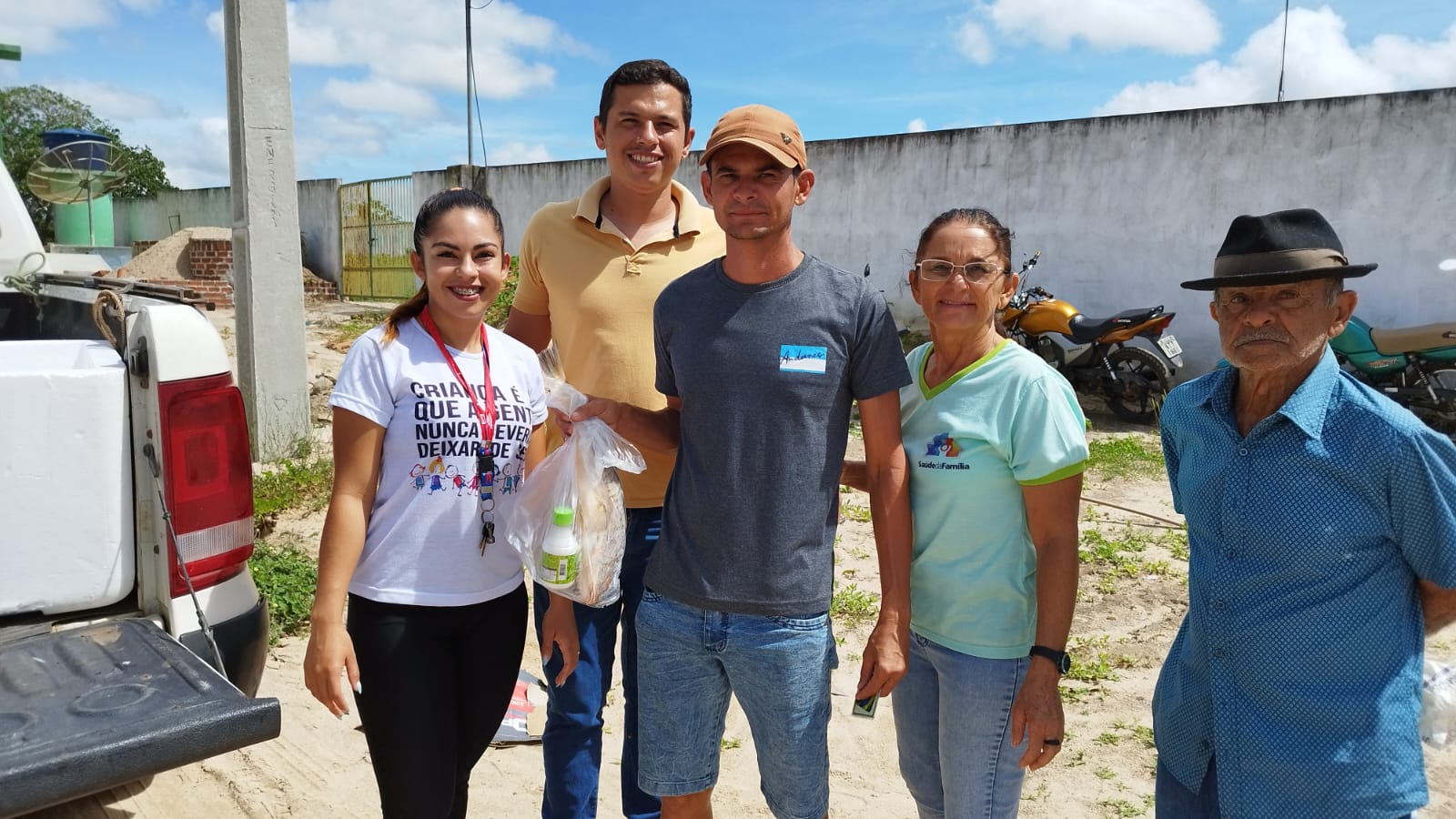Prefeitura de Nova Floresta realiza entrega do Peixe da Semana Santa
