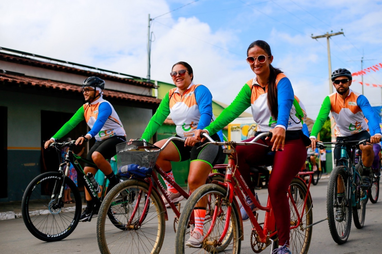 Eco Pedal reúne ciclistas de toda a região durante as festividades de 66 anos de Nova Floresta