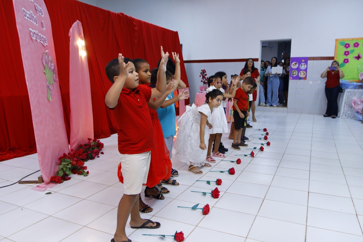 Assistência Social de Nova Floresta realiza comemoração alusiva ao Dia das Mães com programação especial no CRAS