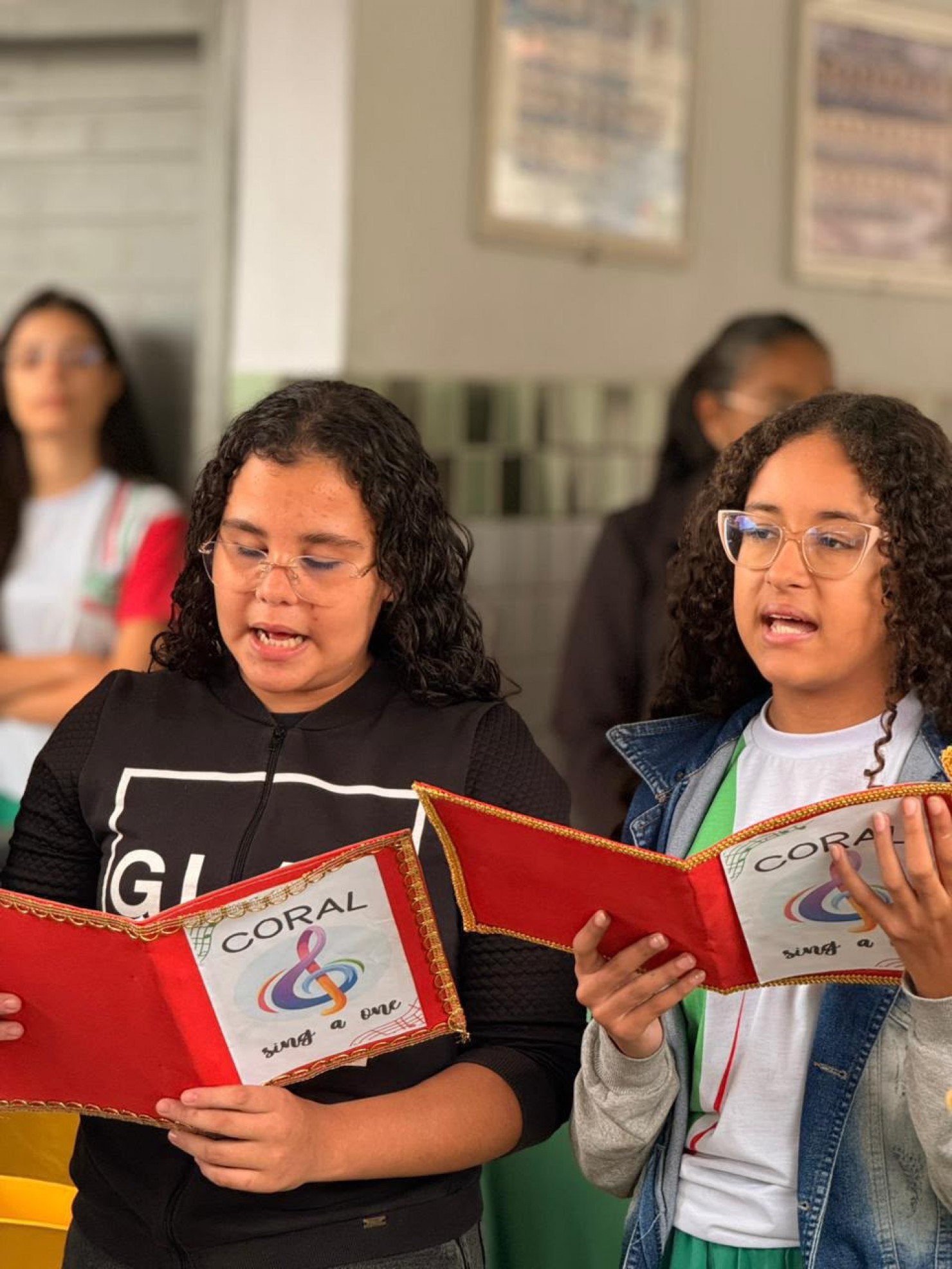 Prefeitura de Nova Floresta apresenta programa “Cidade que Educa, Cidade que Cuida” à rede municipal de ensino