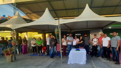 Prefeitura de Nova Floresta entrega equipamentos escolares para escolas e creches da rede municipal de ensino