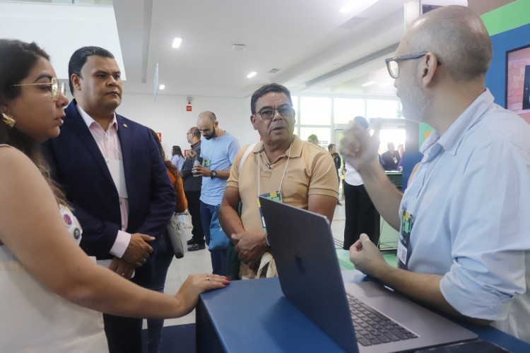 Prefeitura Municipal de Nova Floresta marcou presença no 7° Grandes Nomes em Compras Públicas