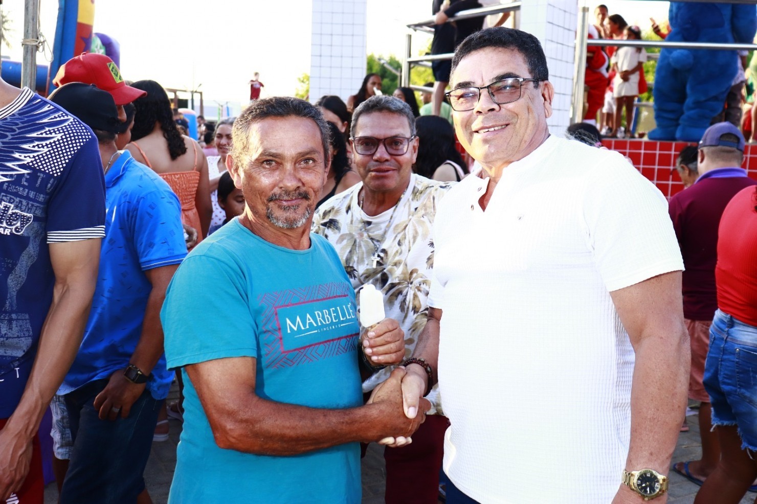 Prefeitura de Nova Floresta realiza o Natal da Criança Feliz