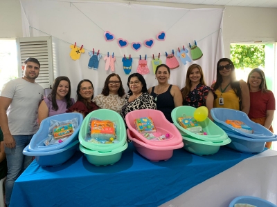 MAMÃES FELIZES: SECRETARIA DE ASSISTÊNCIA SOCIAL FAZ ENTREGA DE KITS ENXOVAL ATRAVÉS DO CRAS