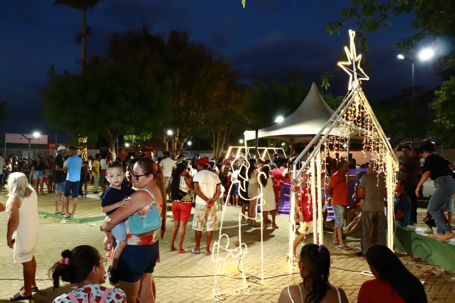 Prefeitura de Nova Floresta realiza o Natal da Criança Feliz