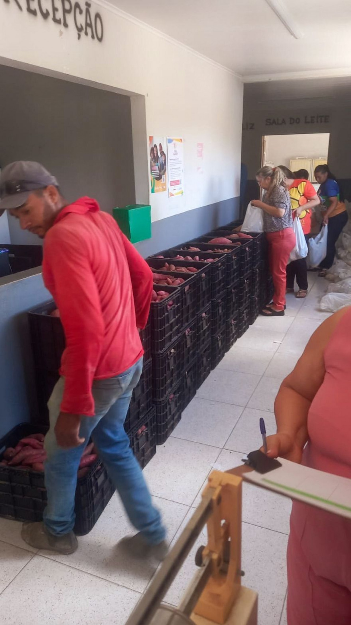 Nova Floresta recebe alimentos do Programa de Aquisição de Alimentos (PAA) para distribuição a famílias em vulnerabilidade social