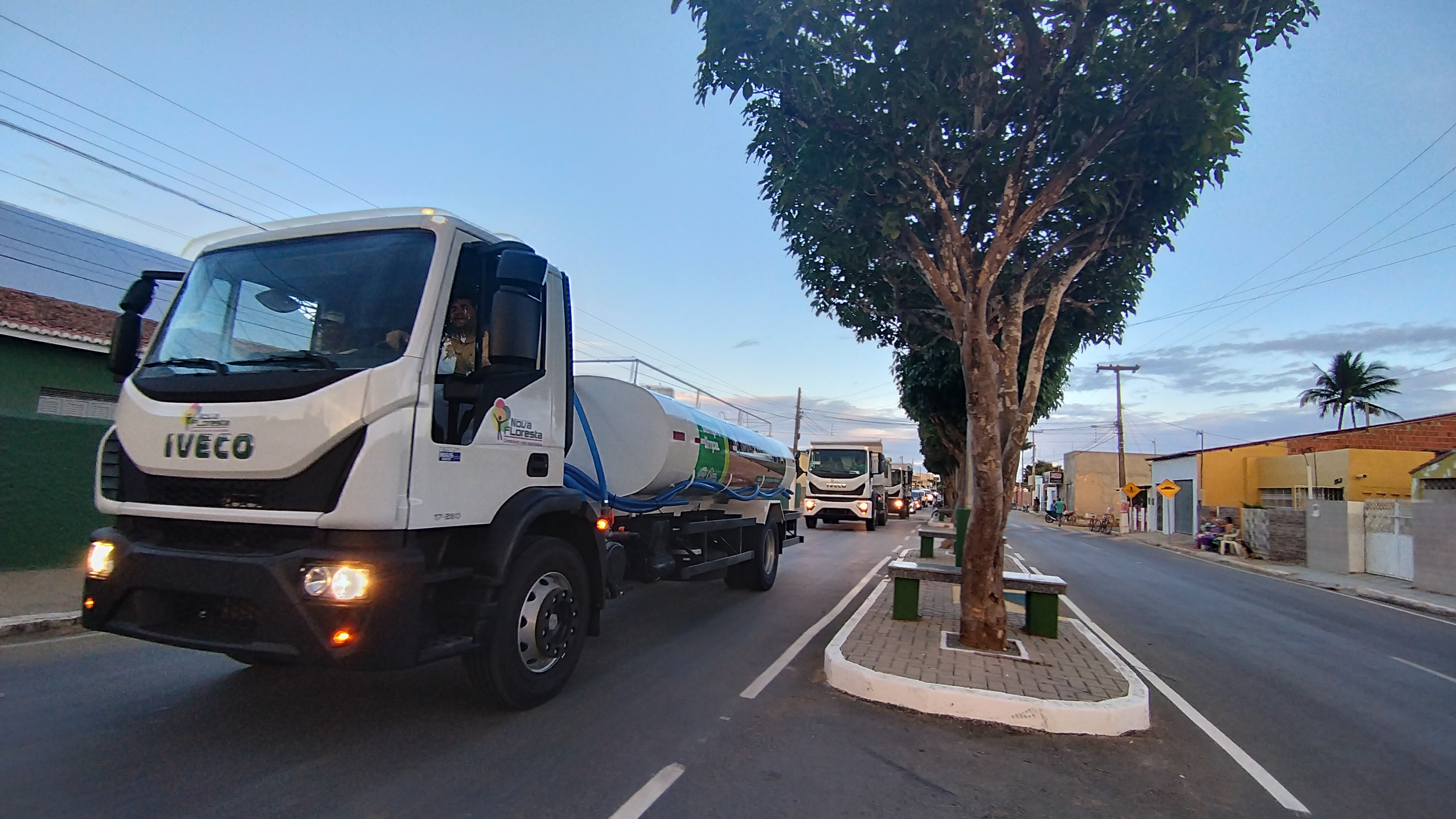 Prefeitura de Nova Floresta realiza aquisição de três veículos