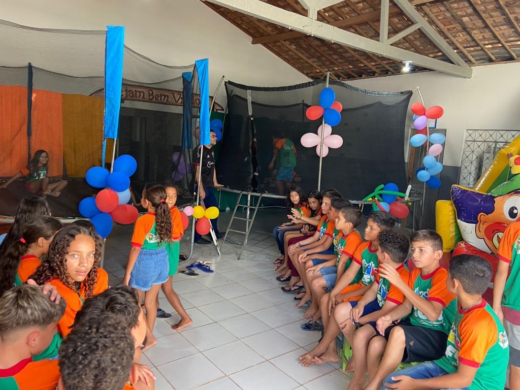 Prefeitura de Nova Floresta Promove dia das crianças para as crianças do SCFV.
