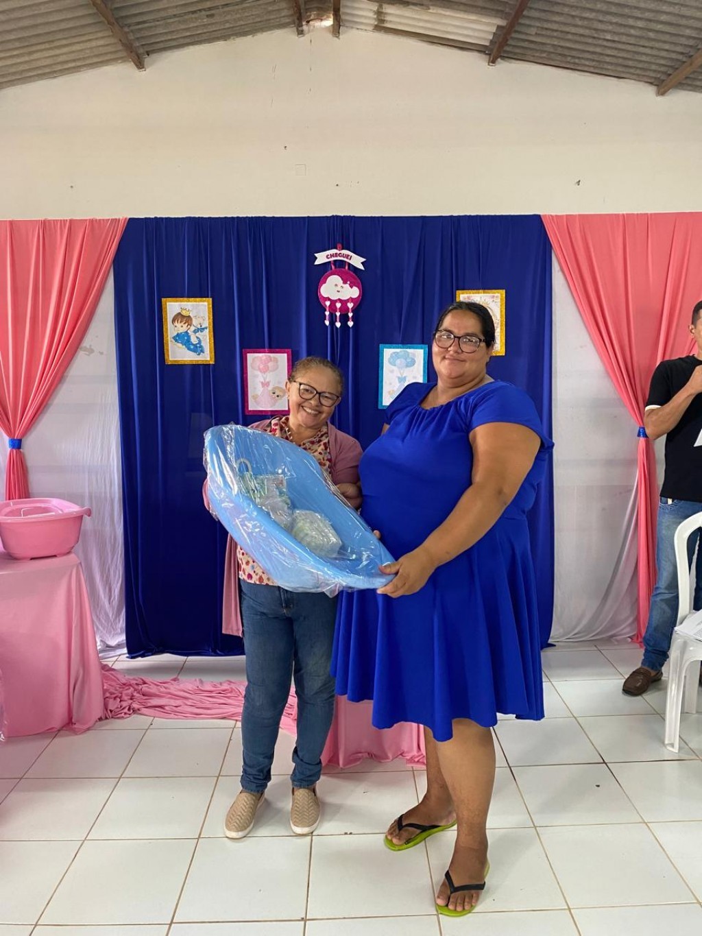Prefeitura de Nova Floresta realiza mais uma entrega de kits bebê