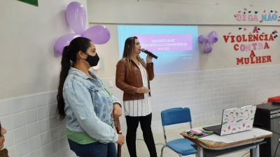 Secretária de Assistência Social de Nova Floresta realiza palestra na ECIT José Rolderick de Oliveira