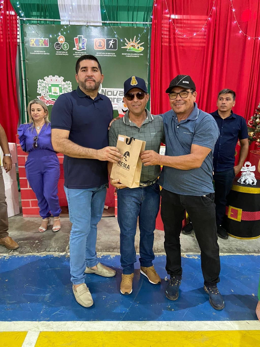 Prefeitura de Nova Floresta realiza café da manhã da confraternização dos servidores.