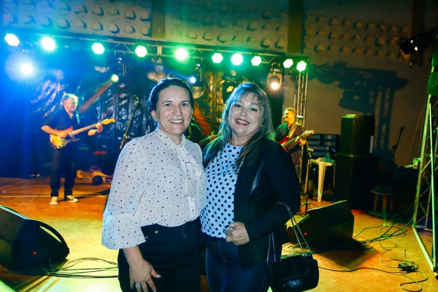 Grupo de idosos de Nova Floresta participa de baile em Sossego