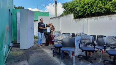 Prefeitura de Nova Floresta realiza entrega de equipamentos mobiliários nas escolas da rede municipal de ensino