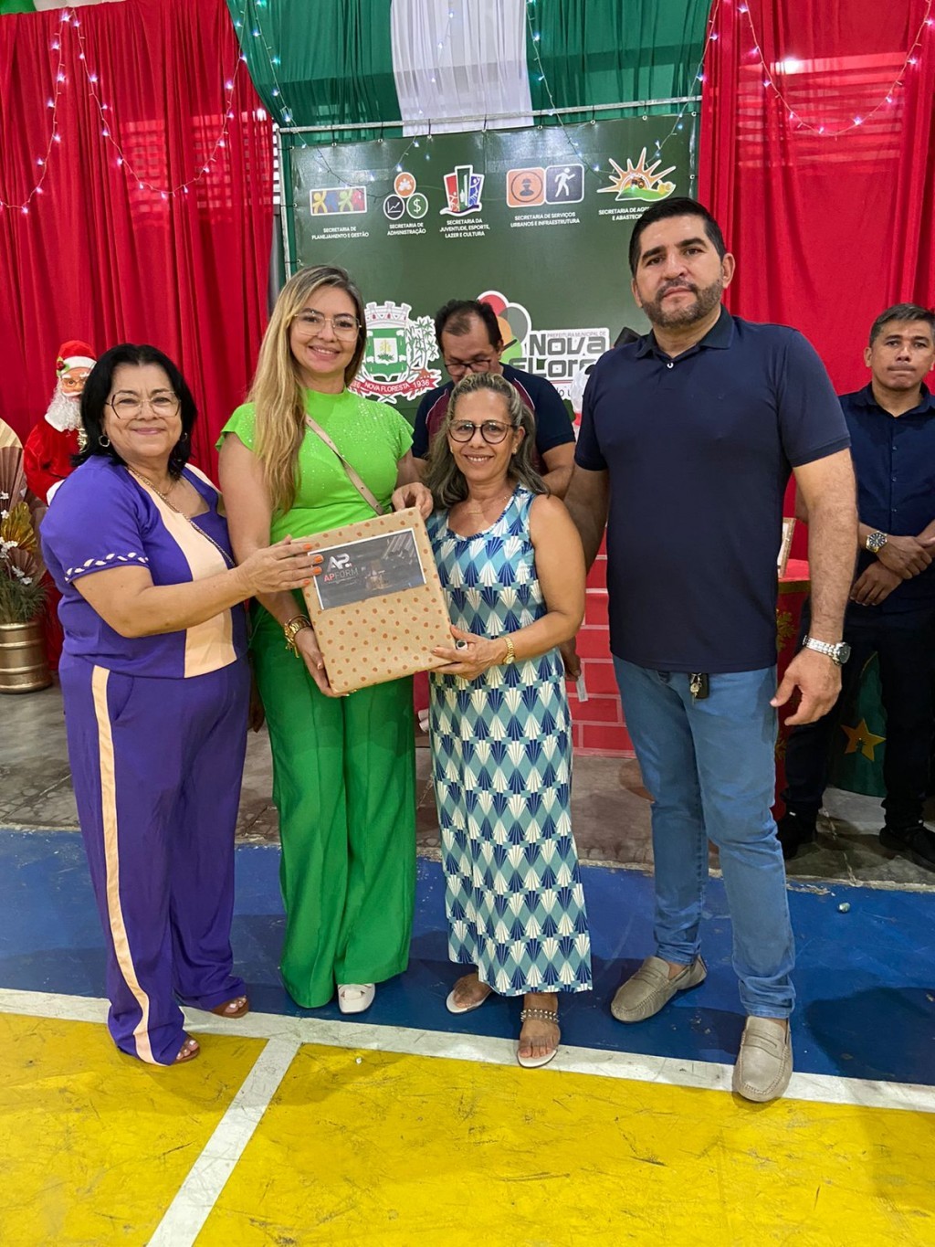 Prefeitura de Nova Floresta realiza café da manhã da confraternização dos servidores.