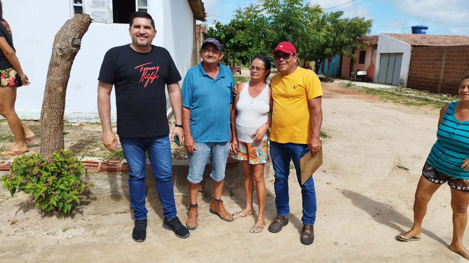 Prefeitura de Nova Floresta realiza entrega do Peixe da Semana Santa