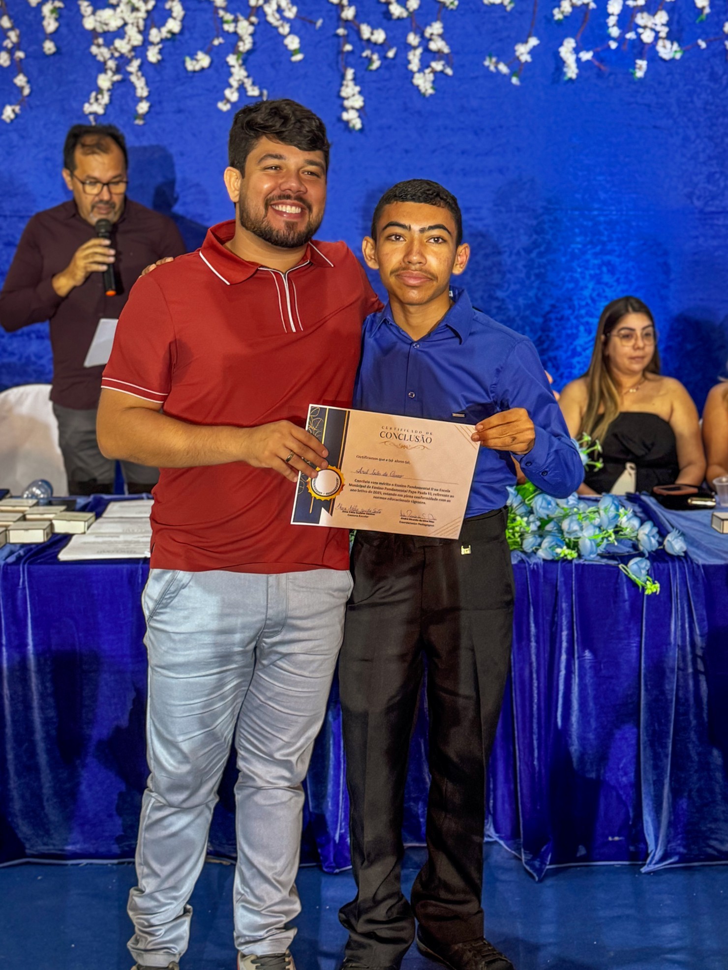 Formatura dos alunos do 9º ano e da EJA marca a noite desta quinta-feira (11)