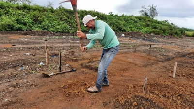 Prefeito Jarson visita local do novo Galpão de Reciclagem