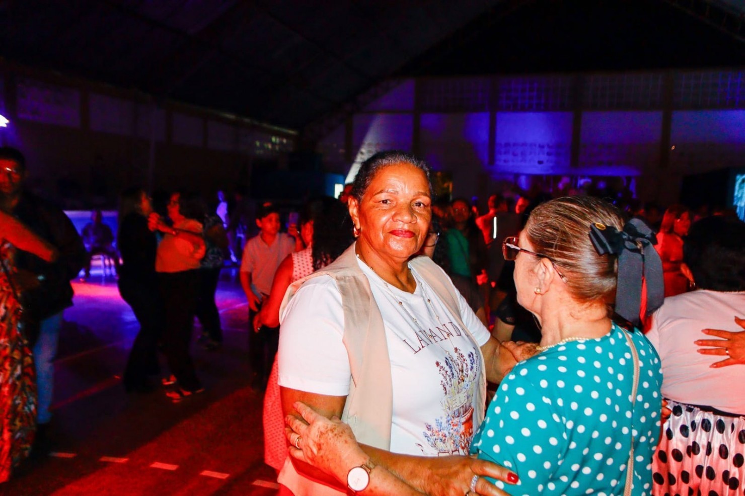 Grupo de idosos de Nova Floresta participa de baile em Sossego