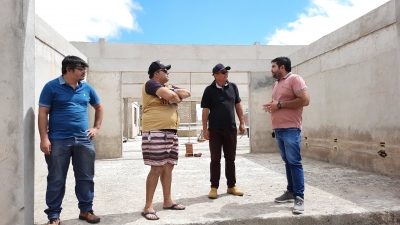 Prefeito participa de visita técnica em obras da nova Creche