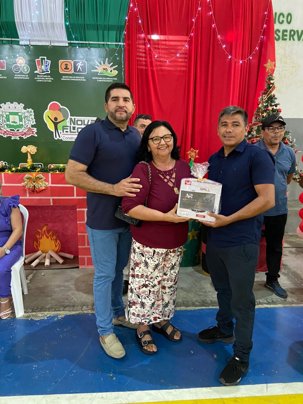 Prefeitura de Nova Floresta realiza café da manhã da confraternização dos servidores.