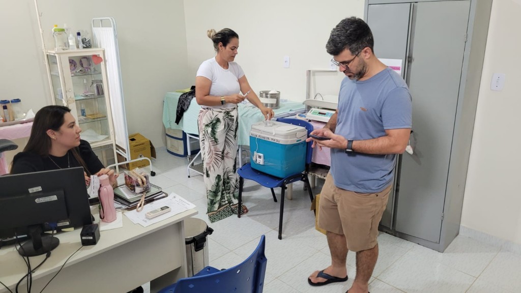 Prefeitura de Nova Floresta, juntamente com a Secretária de Saúde realiza Dia D de Vacinação contra Influenza