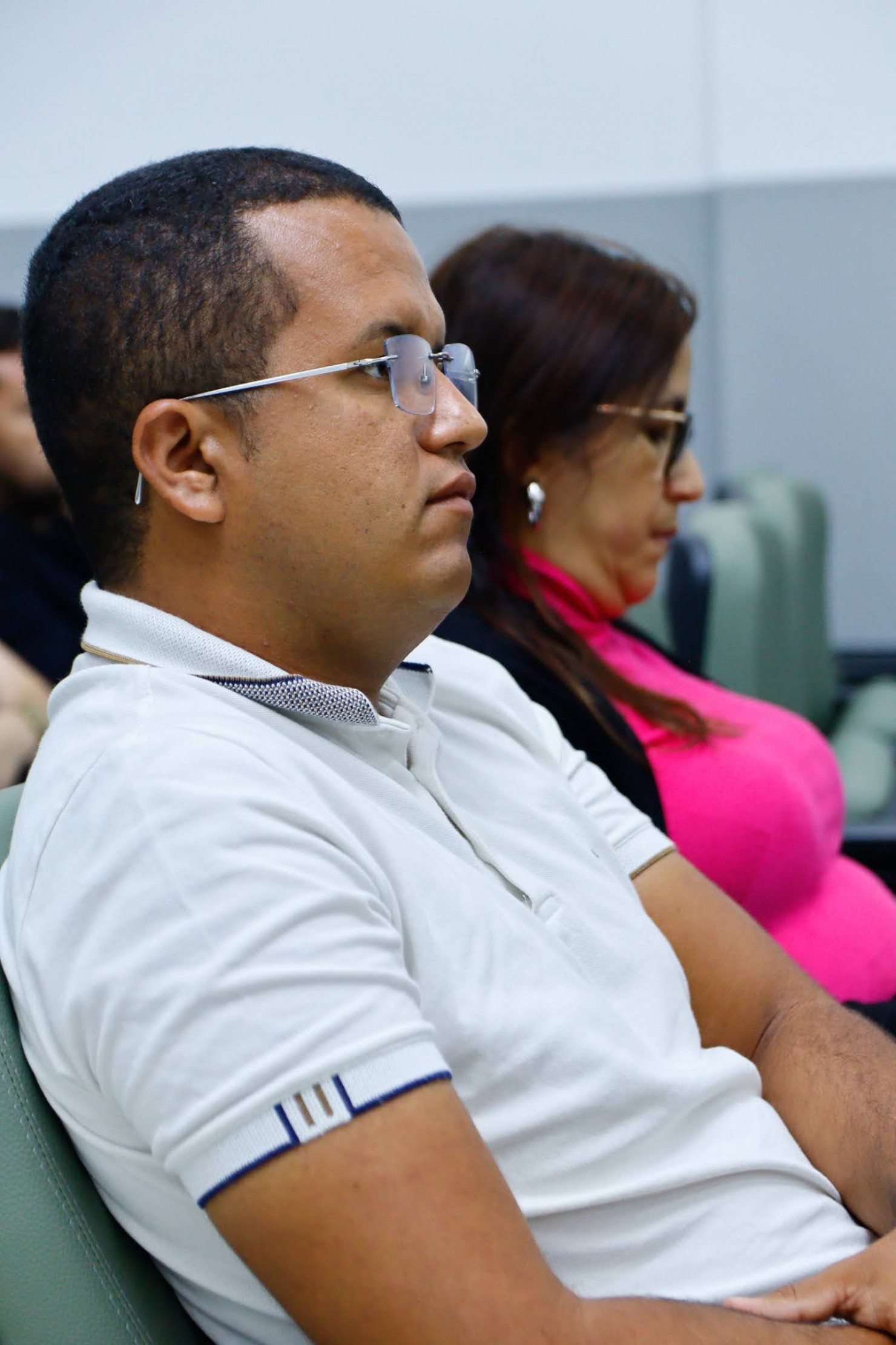 Prefeitura de Nova Floresta promove capacitação sobre licitações para empreendedores do município