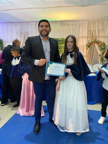 Prefeitura de Nova Floresta e Secretaria de Educação realizam Formatura das Escolas Municípais