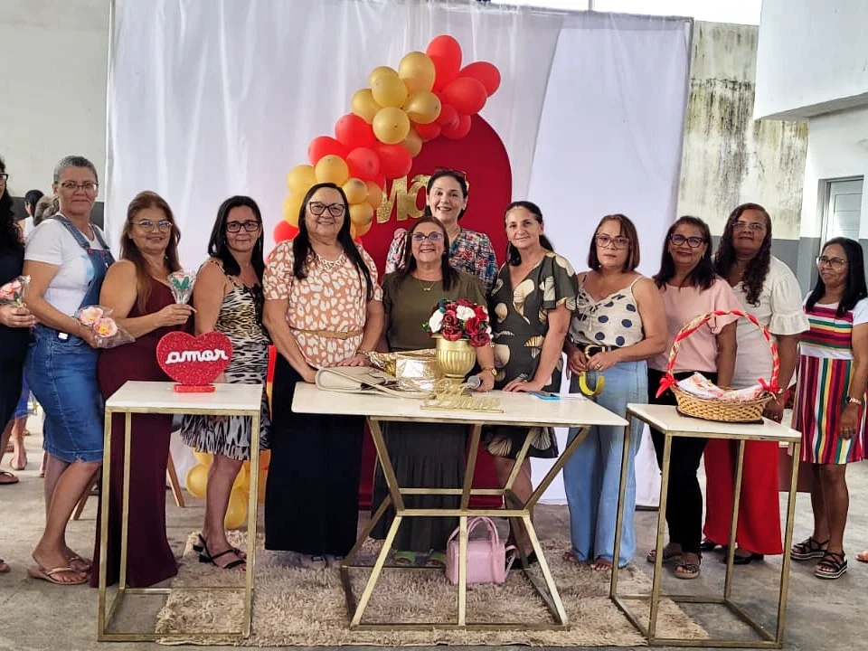 Secretaria de Educação promove comemoração do Dia das Mães nas Unidades Escolares