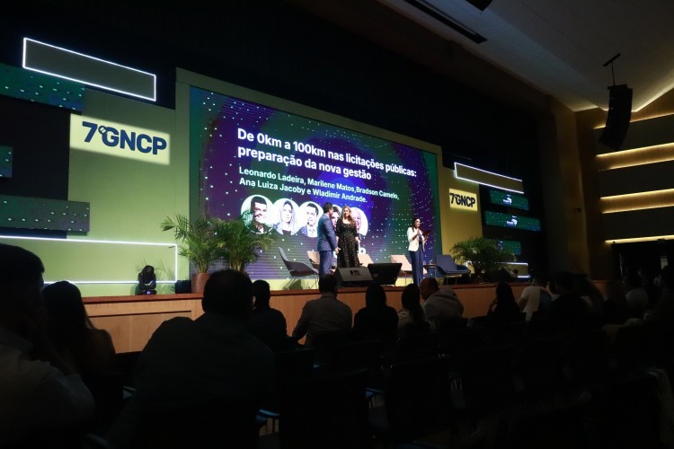 Prefeitura Municipal de Nova Floresta marcou presença no 7° Grandes Nomes em Compras Públicas