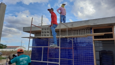 Prefeito Jarson acompanha obras de construção de ginásio do bairro Alto da Floresta
