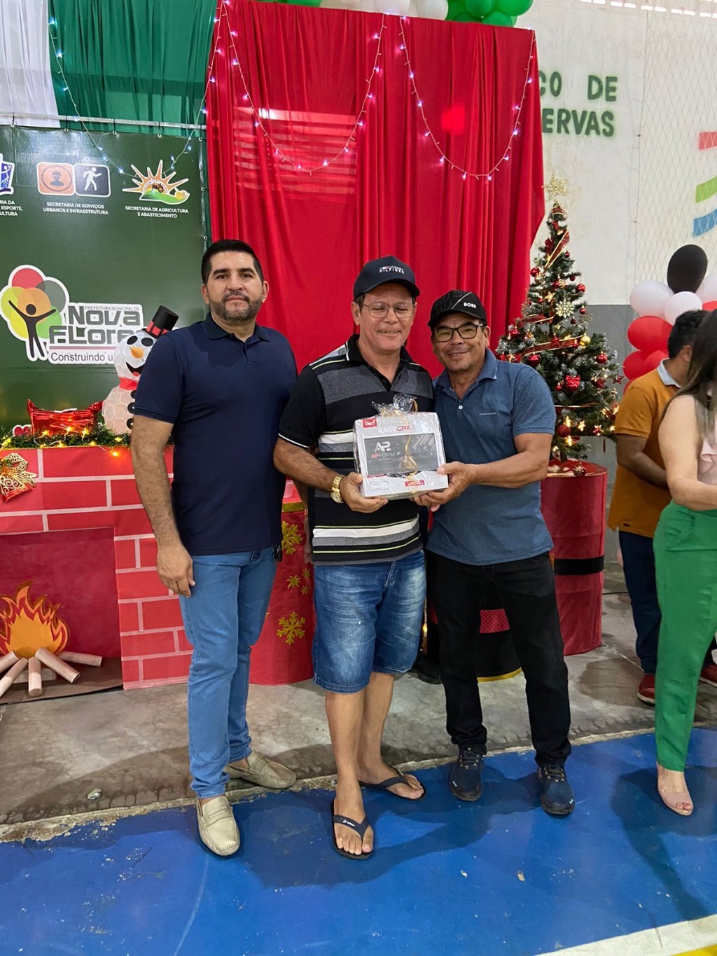 Prefeitura de Nova Floresta realiza café da manhã da confraternização dos servidores.