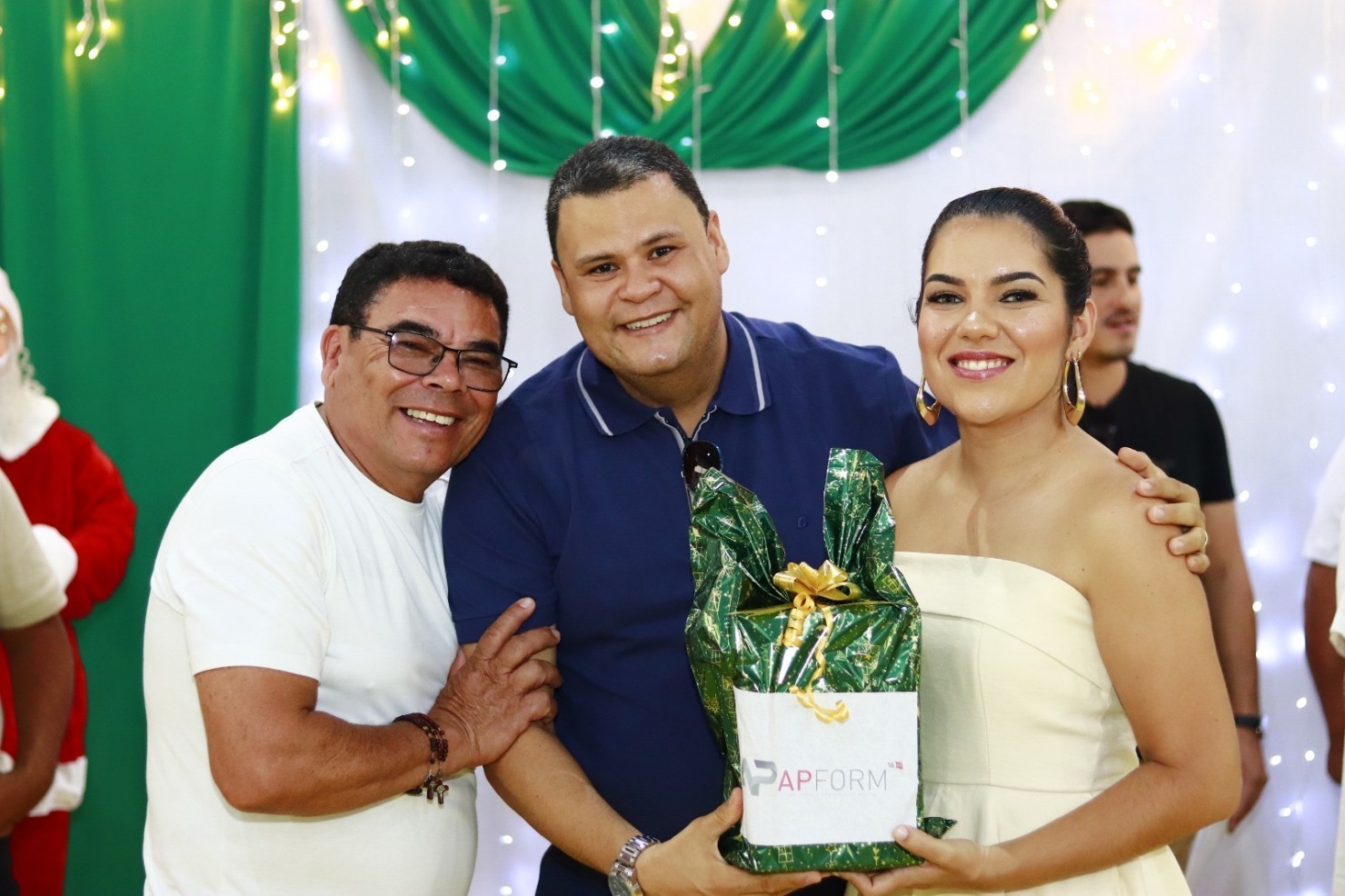 Prefeitura de Nova Floresta realiza confraternização dos servidores municipais