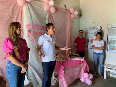 OUTUBRO ROSA: UNIDADES DE SAÚDE PROMOVEM AÇÕES SOBRE A PREVENÇÃO DO CÂNCER DE MAMA