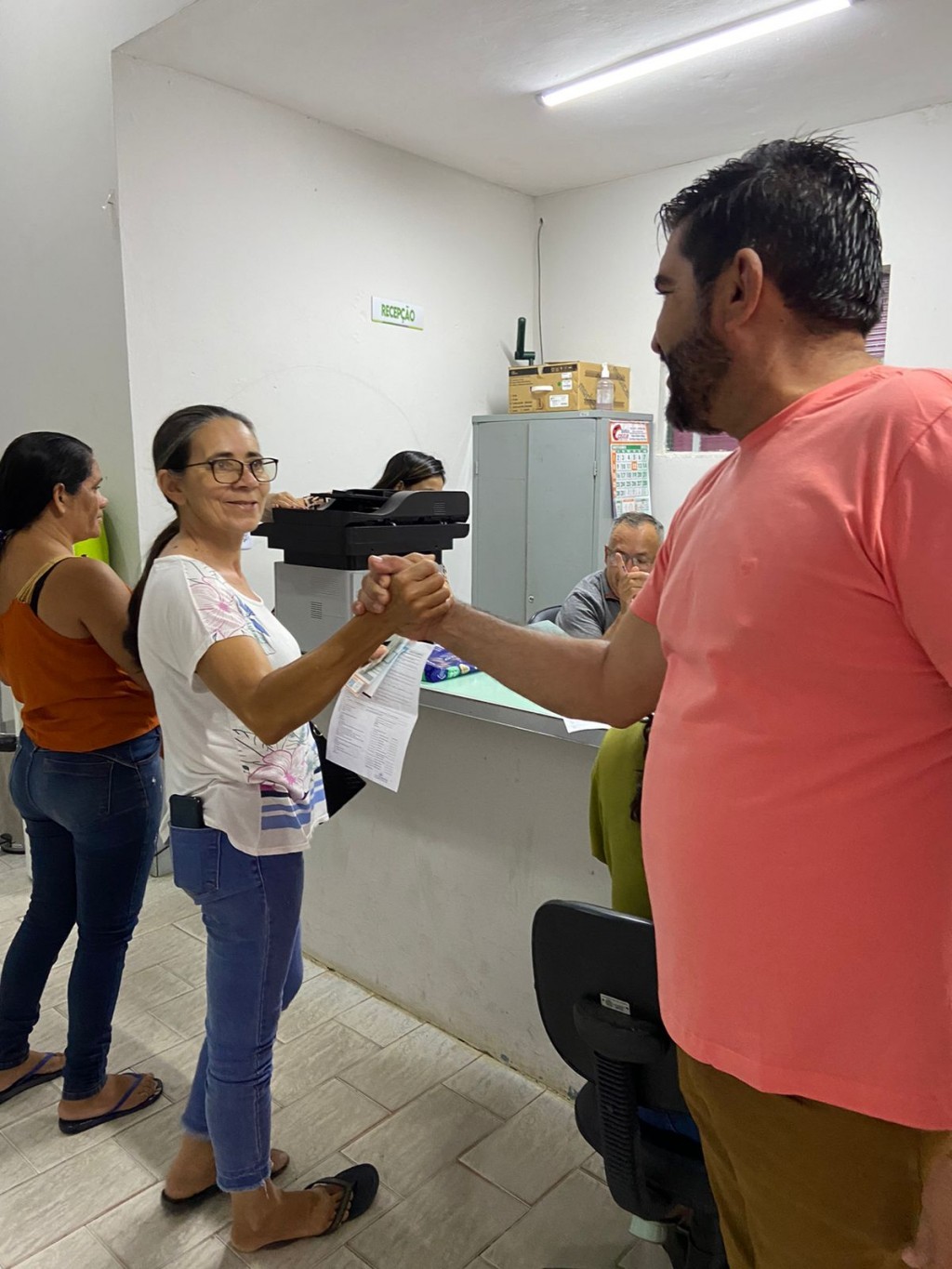 Prefeitura de Nova Floresta disponibiliza caminhão amigo do peito para exames de mamografia.