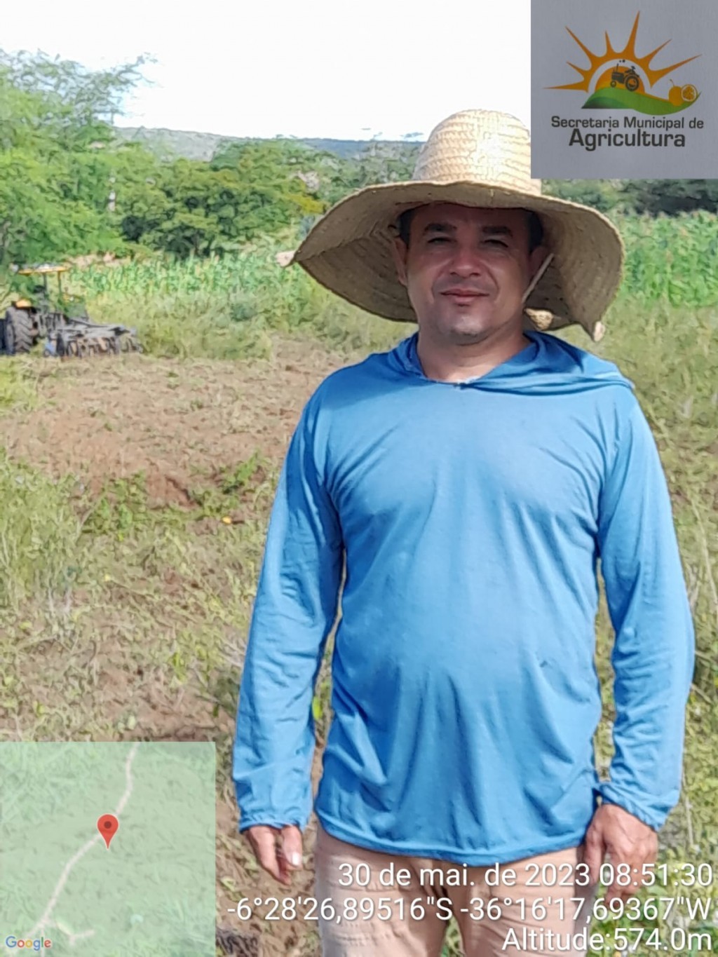Prefeitura de Nova Floresta realiza cortes de terra na zona rural
