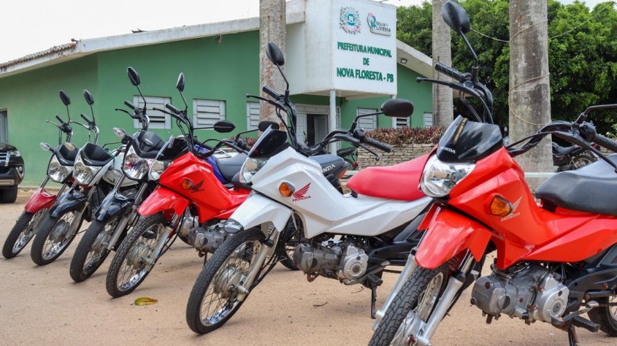 Prefeitura de Nova Floresta entrega motos para Secretarias Municipais e fortalece atendimento à população