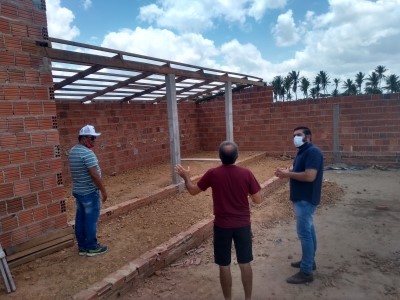 Prefeito Jarson se reúne com diretor da APANF e visita obras de construção do novo canil