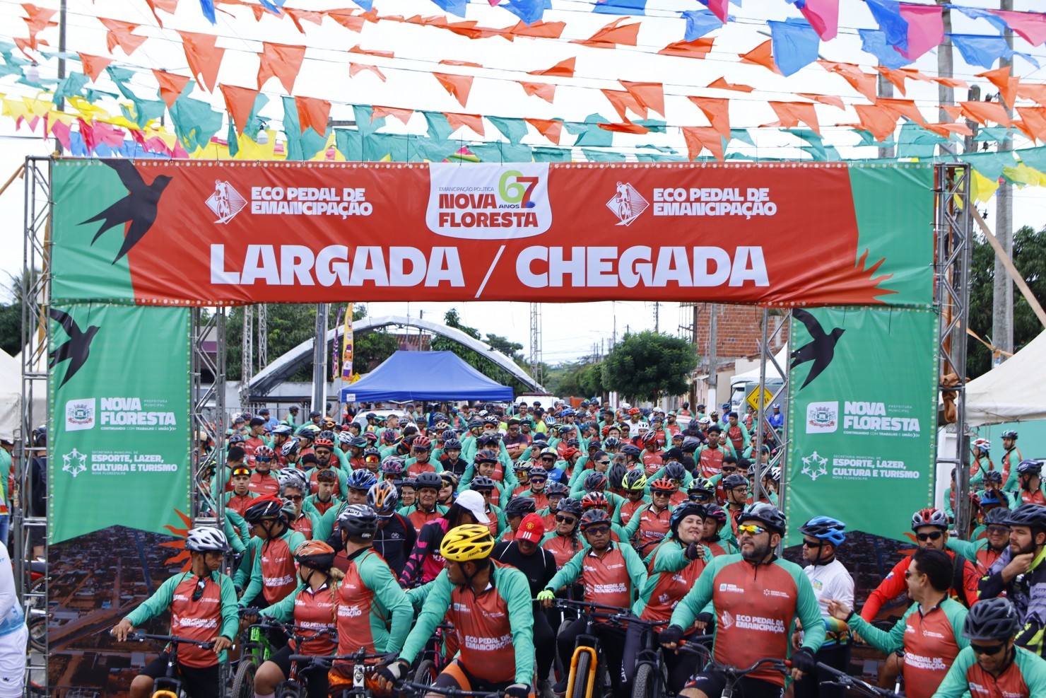 Eco Pedal reúne ciclistas e promove esporte e integração durante programação dos 67 anos de Nova Floresta