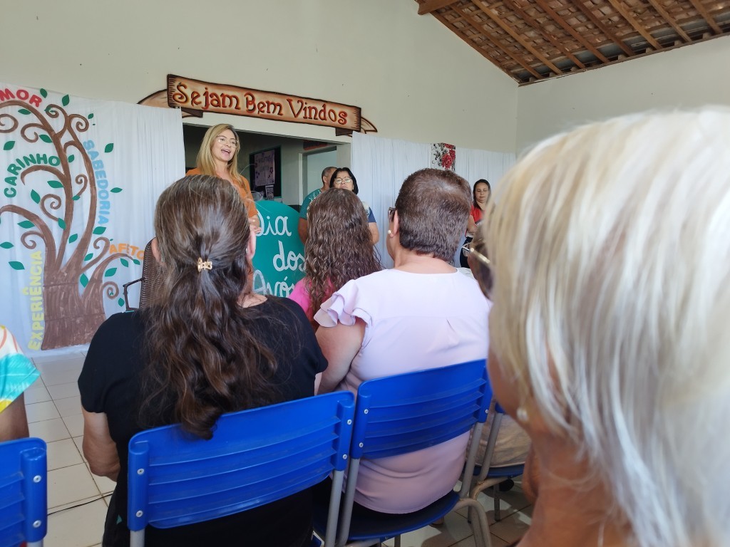 Prefeitura de Nova Floresta promove Chá dos Avós