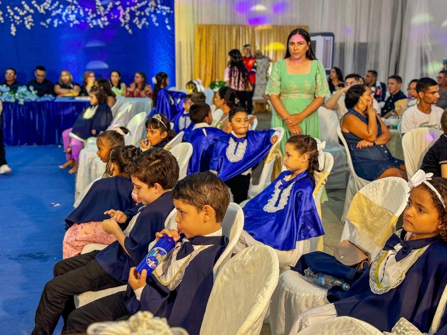 PREFEITURA DE NOVA FLORESTA REALIZA 1° DIA DE FORMATURA