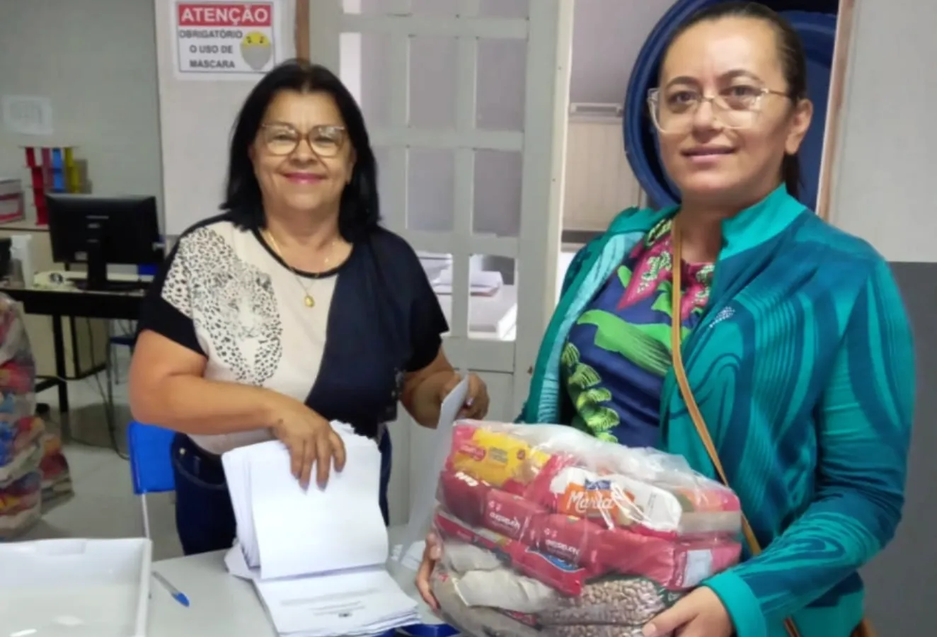 Prefeitura de Nova Floresta realiza entrega de cestas básicas na Secretaria de Assistência Social