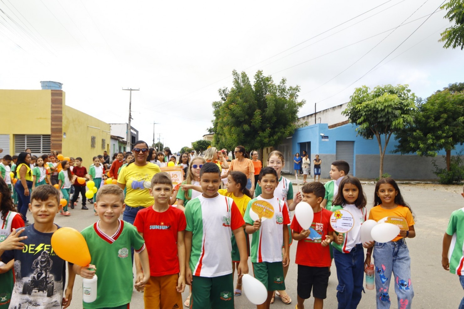 Nova Floresta realiza caminhada da campanha Faça Bonito em mobilização pela proteção de crianças e adolescentes