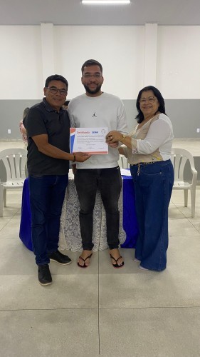 Prefeitura de Nova Floresta realiza entrega de Certificados de Conclusão de Curso Profissionalizante de Recursos Humanos pelo SENAI