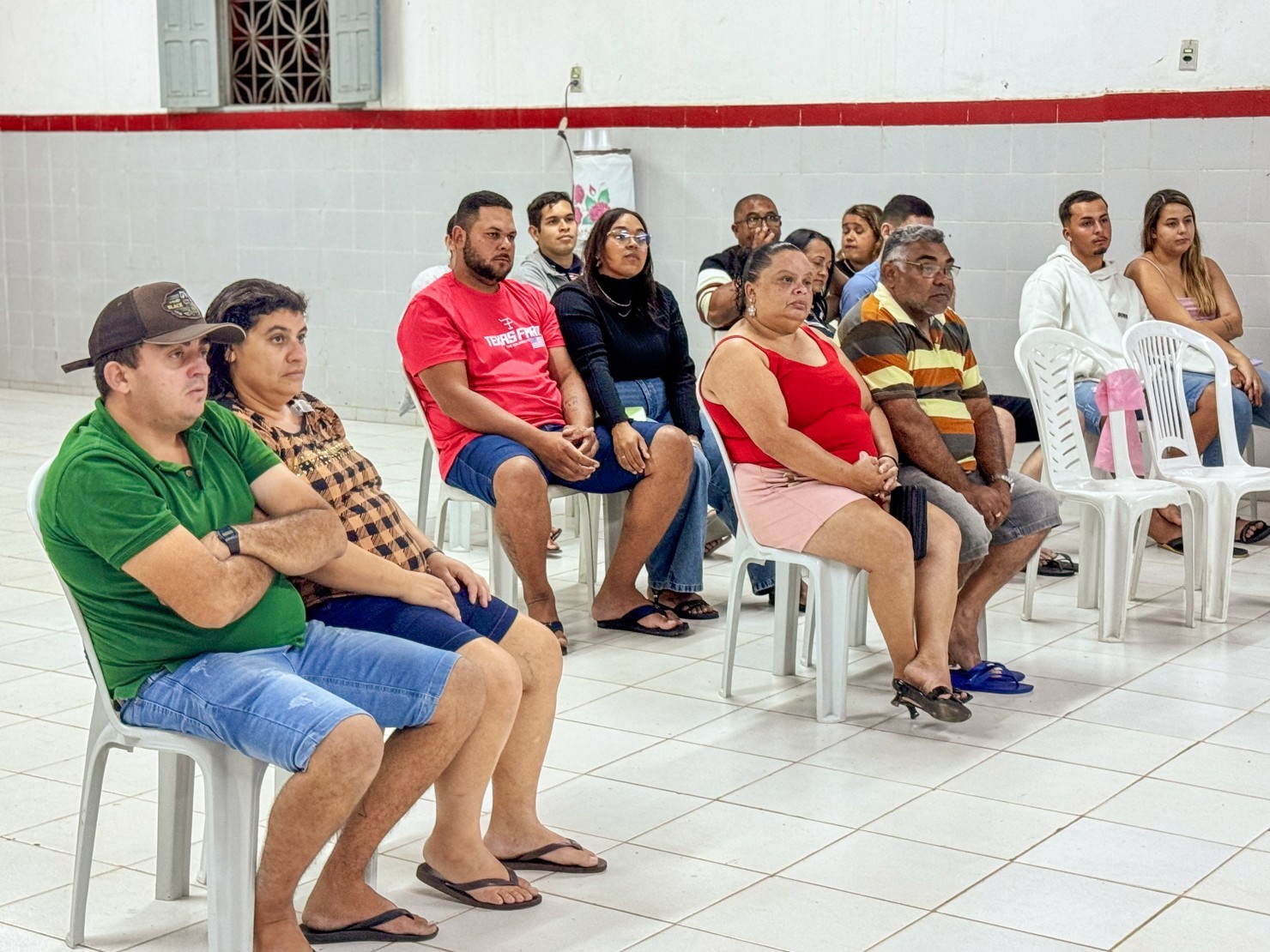 Reunião preparatória reúne casais participantes do Casamento Social 2025