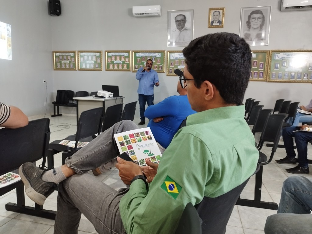 Prefeitura de Nova Floresta promove palestras sobre nutrição de plantas