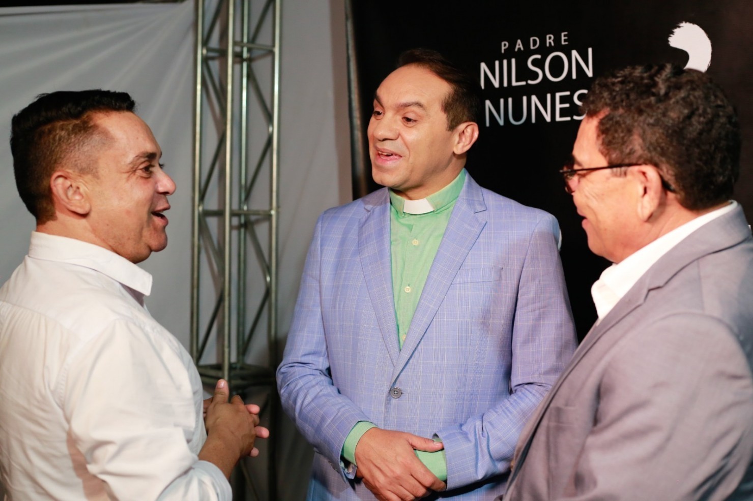 Show Católico com Padre Nilson Nunes reúne fiéis na programação dos 66 anos de Nova Floresta