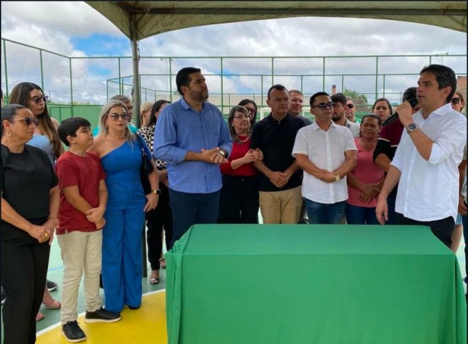 Inauguração do Centro Esportivo anexo a Escola Papa Paulo VI + Entregas de Três Veículos