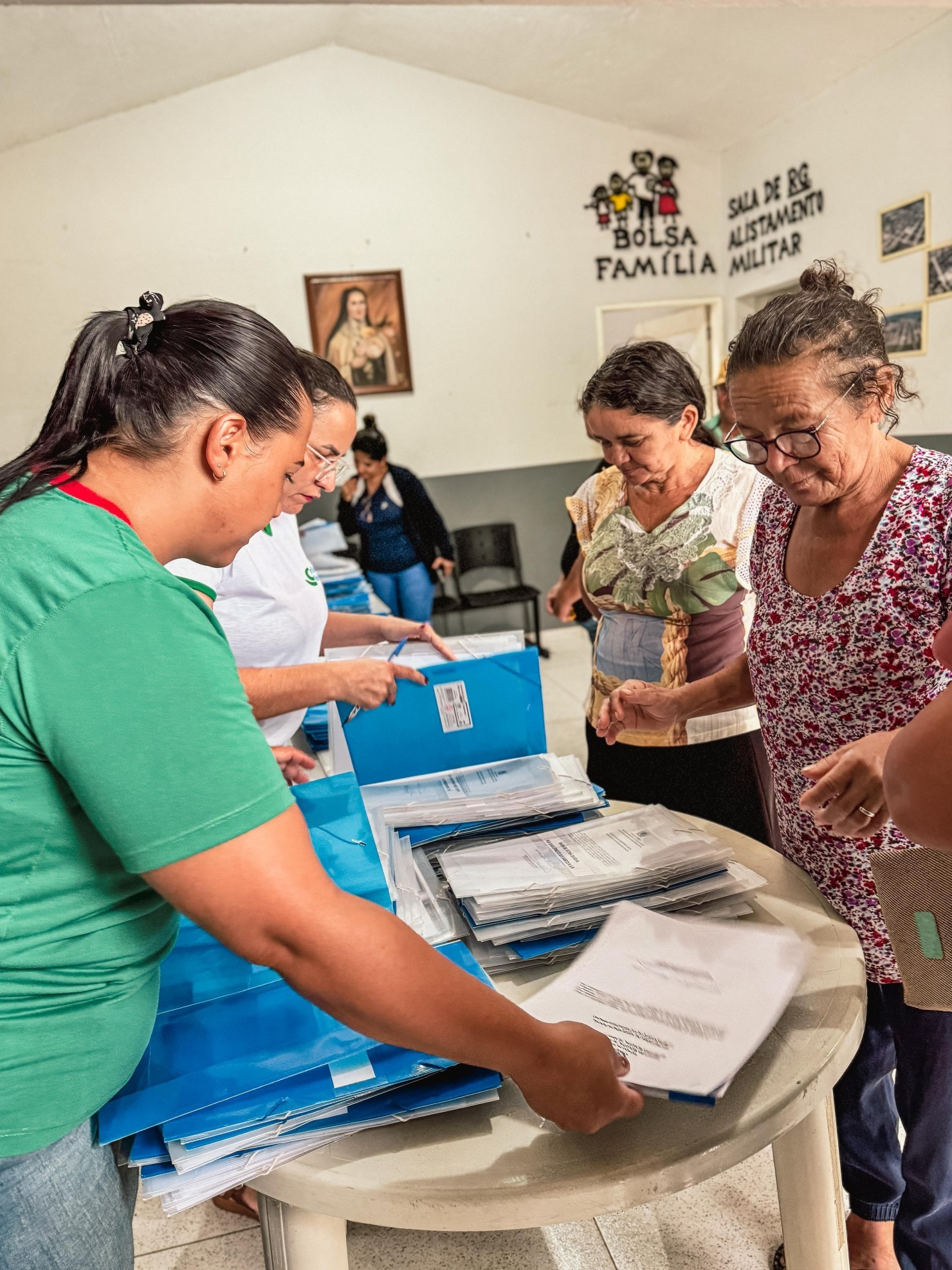 Prefeitura de Nova Floresta realiza entrega de cestas básicas para famílias em vulnerabilidade social