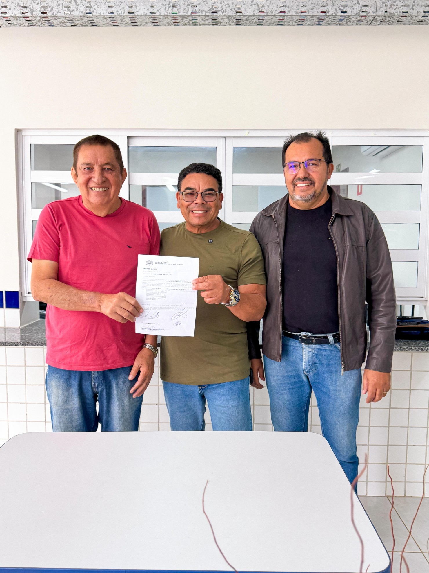 Prefeitura de Nova Floresta assina Ordem de Serviço para construção da nova Escola Senador Rui Carneiro